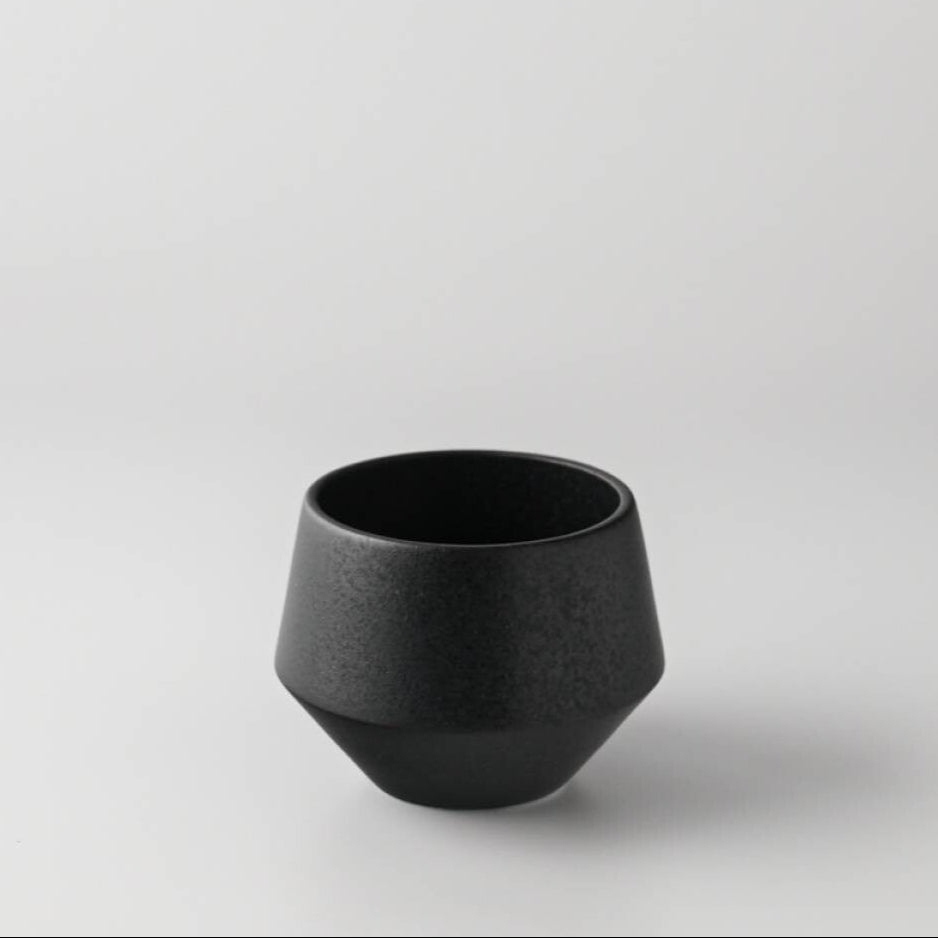 美濃燒|Frustum 陶瓷煎茶杯 黑釉-杯壺器具-晋山窯ヤマツ-七時雜貨 700zakka