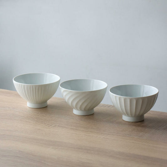 波佐見燒|手工雕刻白瓷飯碗 波浪/草林/竹林-餐桌食器-一真窯-七時雜貨 700zakka