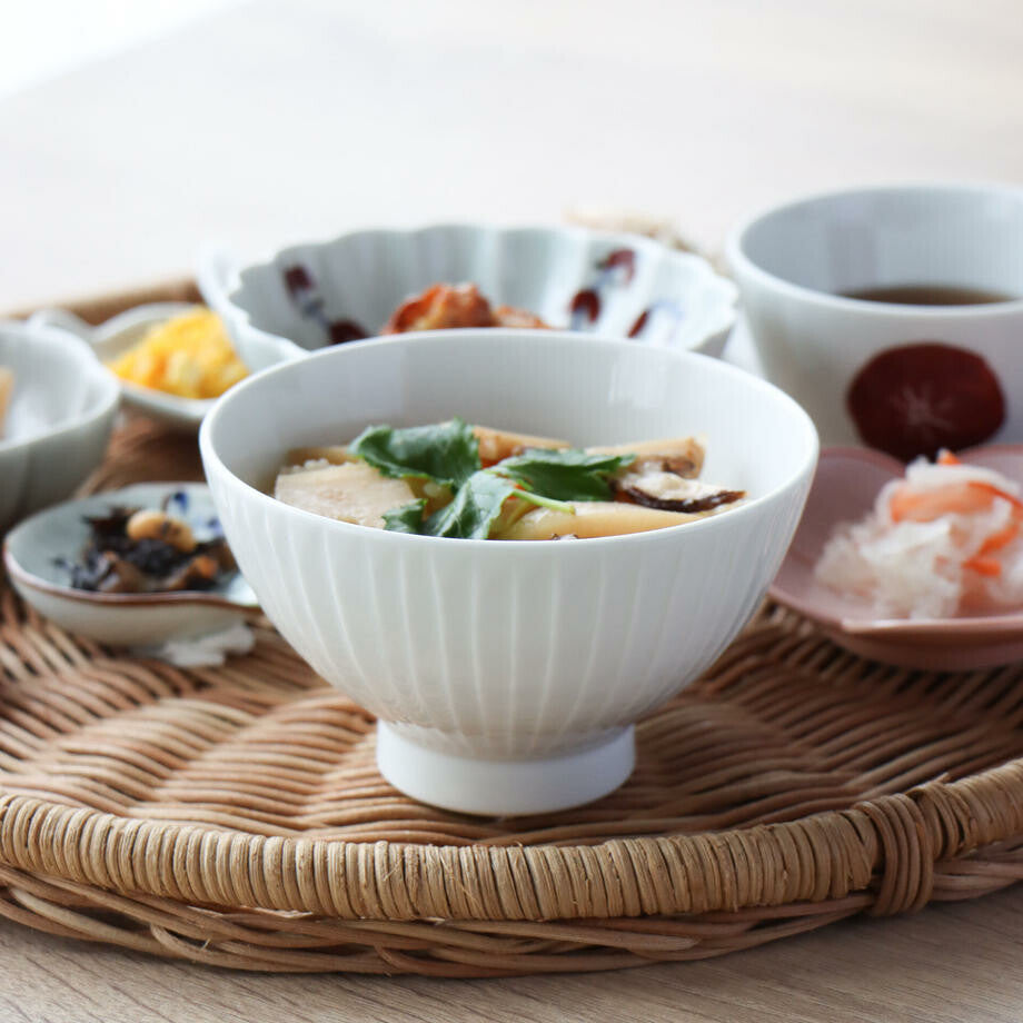 波佐見燒|手工雕刻白瓷飯碗 波浪/草林/竹林-餐桌食器-一真窯-七時雜貨 700zakka