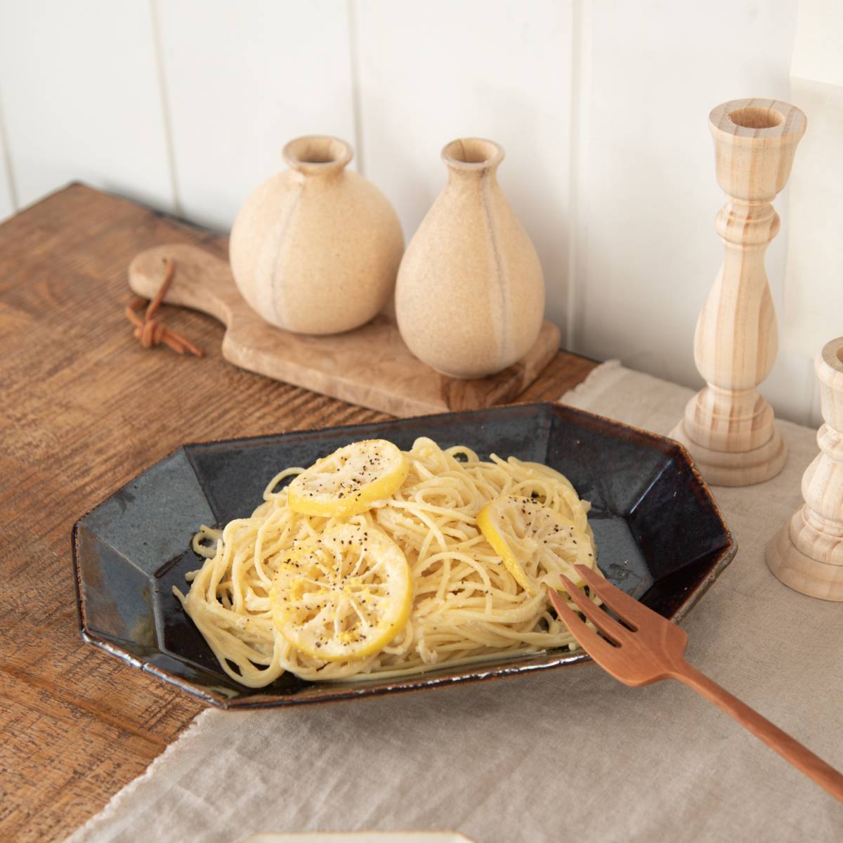 美濃燒|angle手工八角陶瓷長盤 棕色-餐桌食器-寿山窯-七時雜貨 700zakka