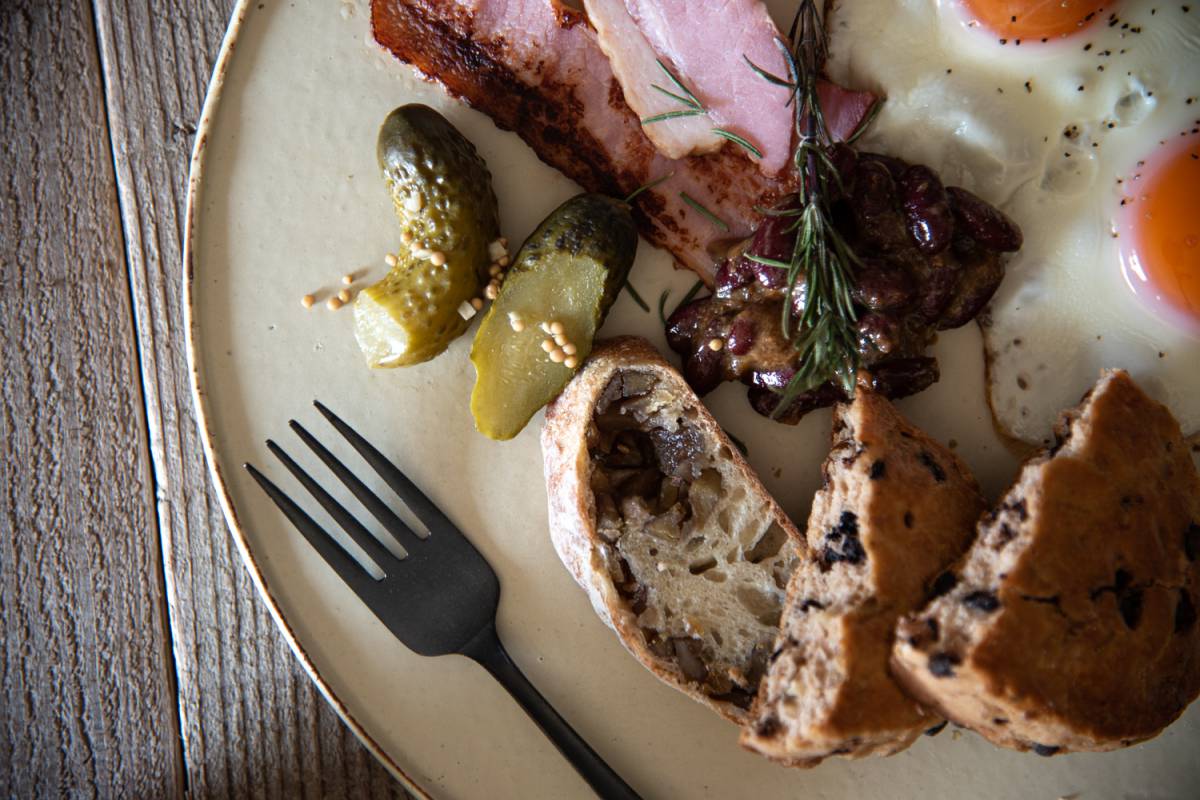 美濃燒|branche手工陶瓷圓盤 香草白-餐桌食器-寿山窯-七時雜貨 700zakka