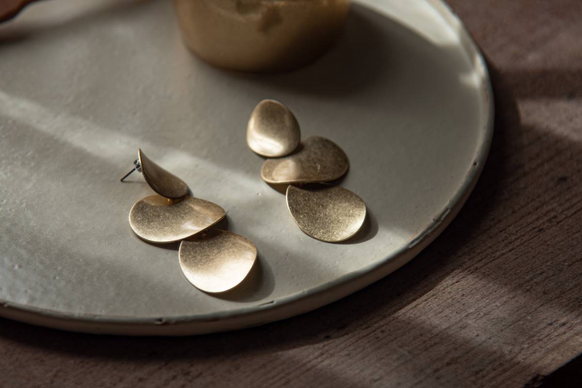 美濃燒|branche手工陶瓷圓盤 香草白-餐桌食器-寿山窯-七時雜貨 700zakka