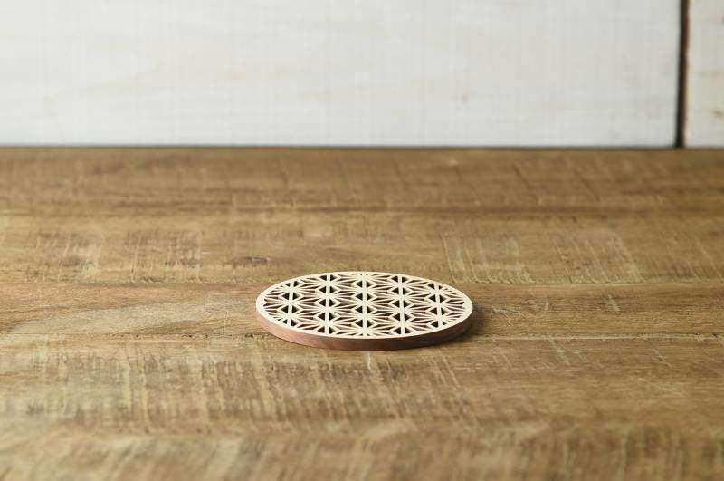 日本扁柏木製杯墊 麻葉紋-杯壺器具-扁柏杯墊-七時雜貨 700zakka