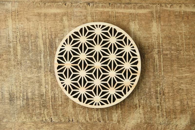 日本扁柏木製杯墊 麻葉紋-杯壺器具-扁柏杯墊-七時雜貨 700zakka