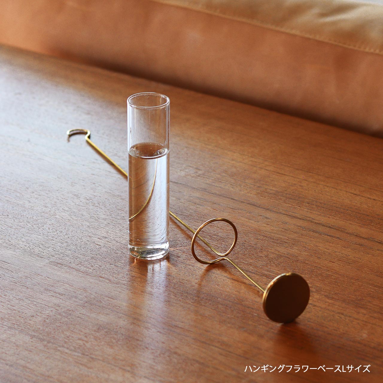 in bloom|鐵掛勾懸挂式玻璃花瓶-家居佈置-Creer-七時雜貨 700zakka