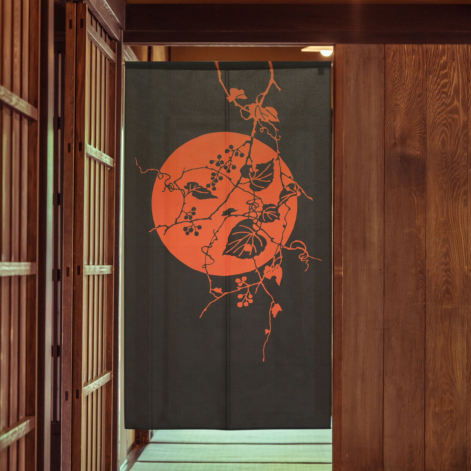 日式門簾|晚秋紅月-家居佈置-COSMOS-七時雜貨 700zakka