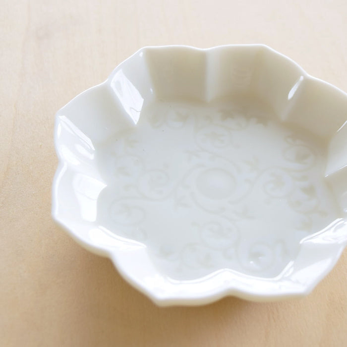 美濃燒|楽.gaku 八稜鏡浮雕醬油碟 鳥之子色-餐桌食器-深山 miyama-七時雜貨 700zakka