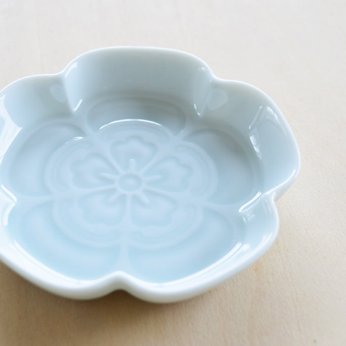 美濃燒|楽.gaku 木瓜紋浮雕醬油碟 青白磁-餐桌食器-深山 miyama-七時雜貨 700zakka