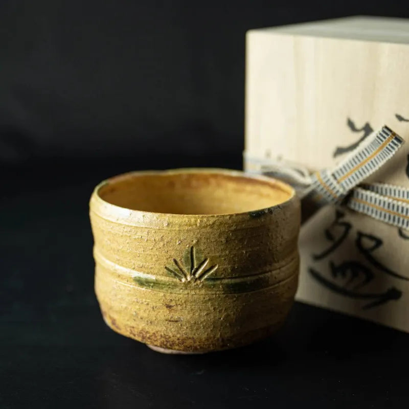 美濃燒｜桂山窯手作 黄瀬戸筒型小抹茶碗 (木箱入)