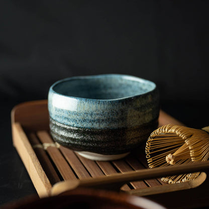 美濃燒｜山水青釉抹茶碗（木盒裝）