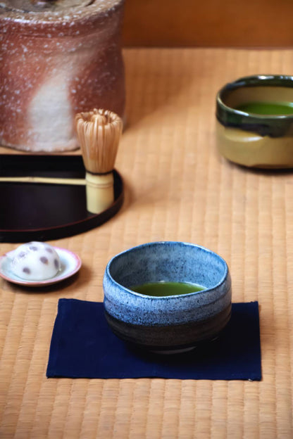 美濃燒｜山水青釉抹茶碗（木盒裝）