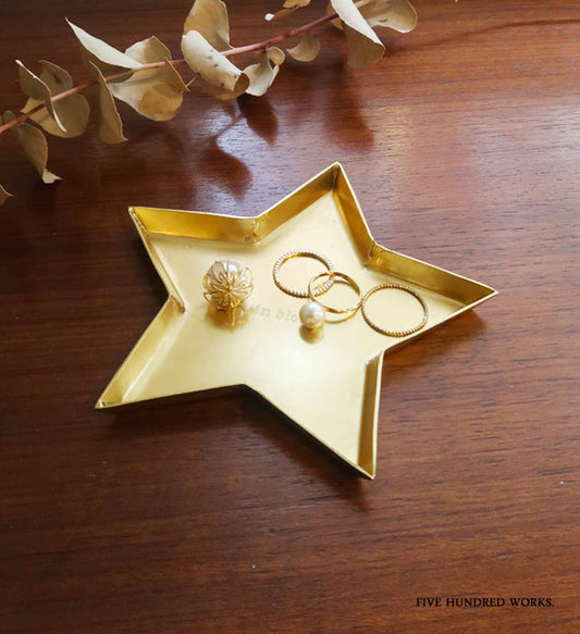 in bloom｜仿黃銅鐵製星星托盤-家居佈置-Creer-七時雜貨 700zakka